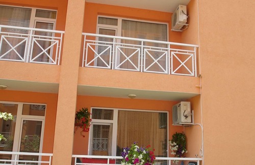 Tankovo Condo | 3 Bedroom 2 Bathroom Condominium Complex By the Black Sea