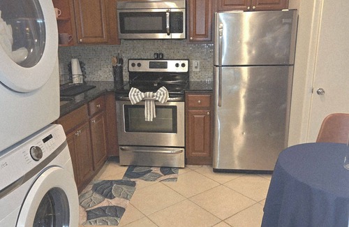 Montpelier Condo | 3 Bedroom 2 Bathroom Cozy, Condo in Laurel, Maryland - Central Location