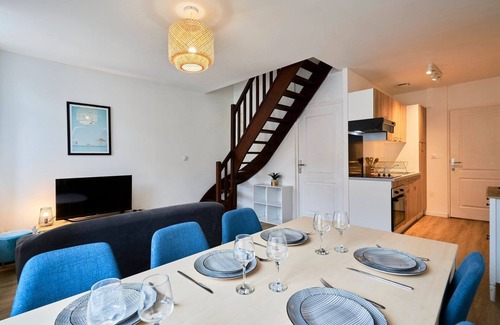 Tourcoing Apartment | 3-bedroom 3 bathrooms, renovated in 2023.