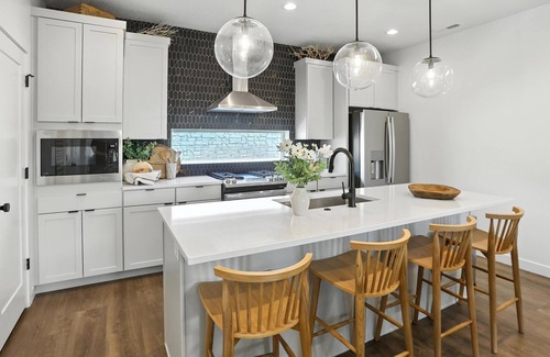 Mountain Green House | 3-bedroom 6 bed townhome in fantastic Mountain Green with AC fully finished