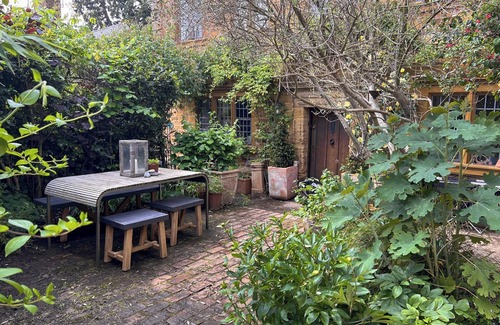 Great Billing Cottage | 3 bedroom accommodation in Great Billing
