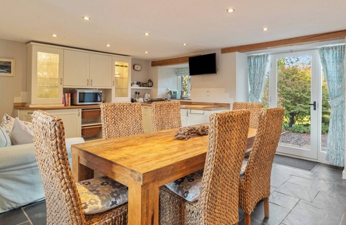 St Ishmaels Cottage | 3 bedroom accommodation in St Ishmael&rsquo;s, near Haverfordwest