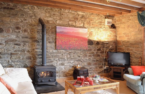 Dihewid Cottage | 3 bedroom accommodation in Near Aberaeron