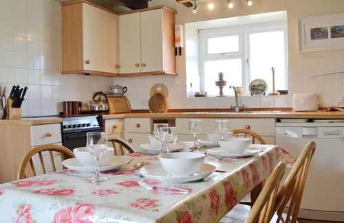 Trefin Cottage | 3 bedroom accommodation in Trefin, near St. David&rsquo;s
