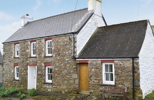 Trefin Cottage | 3 bedroom accommodation in Trefin, near St. David&rsquo;s