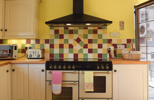 Bonnybridge Cottage | 3 bedroom accommodation in Bonnybridge, near Falkirk