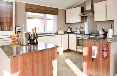 Ashby Woulds Cabin | 3 bedroom accommodation in Overseal, Nr Ashby-de-la-Zouch