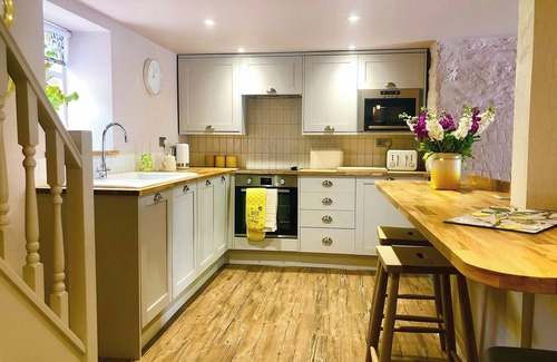 Bickington Cottage | 3 bedroom accommodation in Bickington