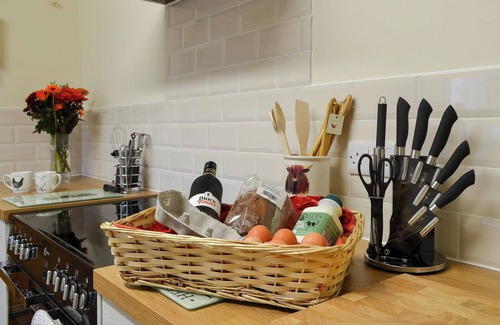 Llandwrog Cottage | 3 bedroom accommodation in Pontllyfni, near Caernarfon