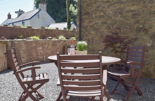 Laugharne Cottage | 3 bedroom accommodation in Laugharne, near Pendine