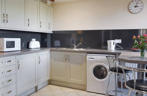 Llanddowror Cottage | 3 bedroom accommodation in Llanddowror, near Laugharne