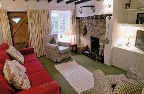 Puncknowle Cottage | 3 bedroom accommodation in Puncknowle, near Bridport