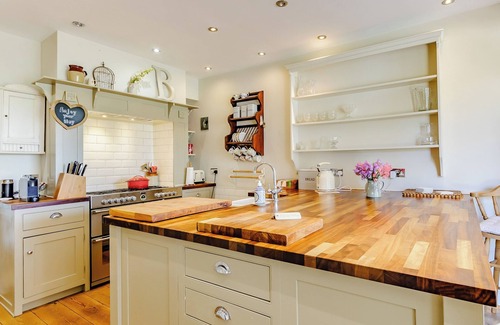 Faversham Cottage | 3 bedroom accommodation in Faversham