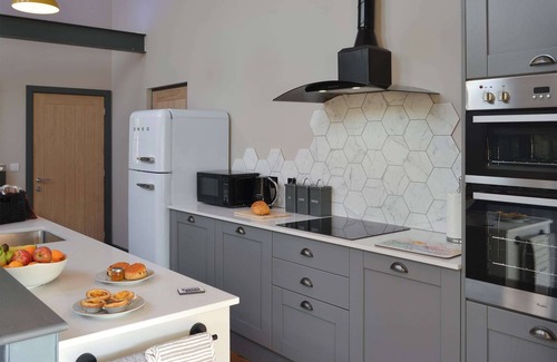 Bethania Cottage | 3 bedroom accommodation in Bethania, near Aberaeron