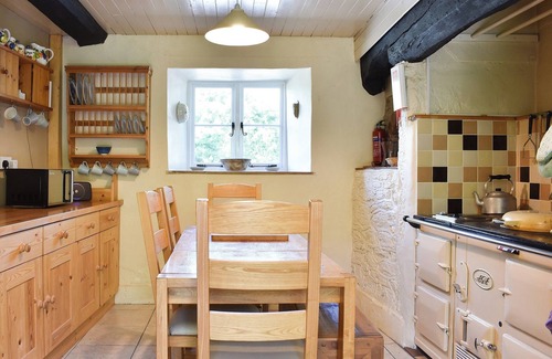 Bridport Cottage | 3 bedroom accommodation in Bridport