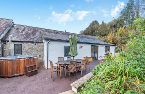 Lampeter Cottage | 3 bedroom accommodation in Cribyn, near Lampeter
