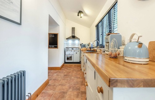 Cribyn Cottage | 3 bedroom accommodation in Cribyn, Lampeter