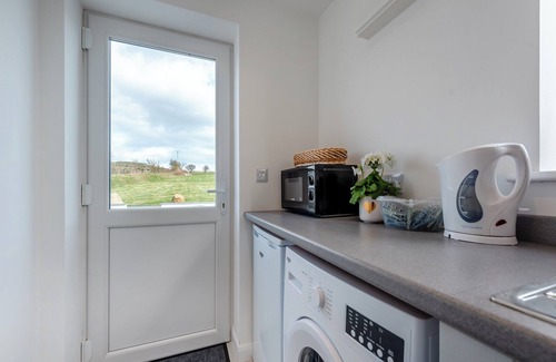 Whitland Cottage | 3 bedroom accommodation in Hebron, near Narberth