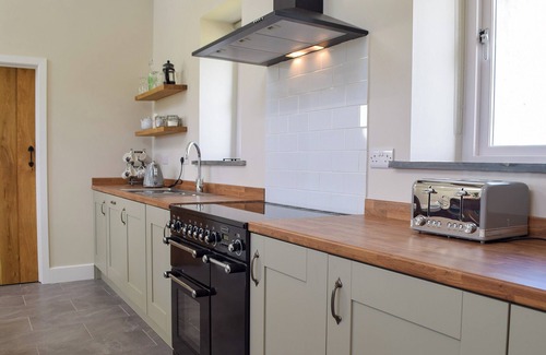 Boncath Cottage | 3 bedroom accommodation in Abercych, near Cardigan