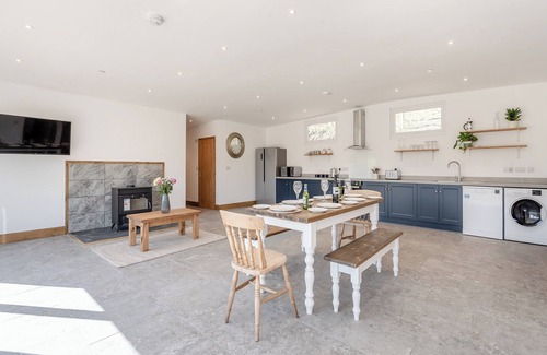 Kington Cottage | 3 bedroom accommodation in Stanner, near Kington