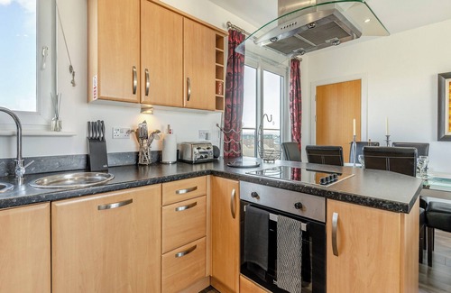 Llanelli Cottage | 3 bedroom accommodation in Llanelli