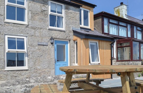 Moelfre Cottage | 3 bedroom accommodation in Moelfre, near Benllech