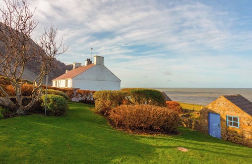 Trefor Cottage | 3 bedroom accommodation in Trefor