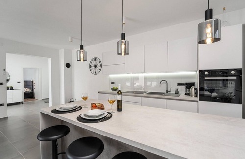Prodol House | 3 bedroom accommodation in Marcana