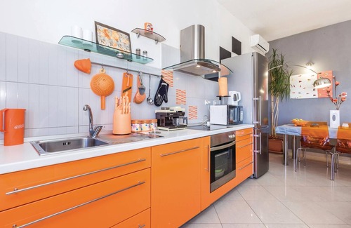 Buzdohanj House | 3 bedroom accommodation in Cavle