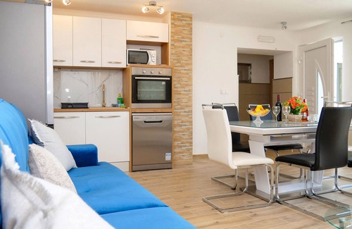 Marina House | 3 bedroom amazing home in Vinovac