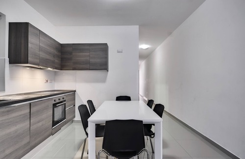Bugibba House | 3 Bedroom Apartment in St Paul's Bay