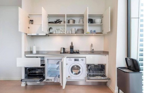 Zuidas Apartment | 3 bedroom apartment in Amsterdam