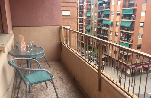 Ciutat Jardi Apartment | 3 bedroom apartment in Valencia Center