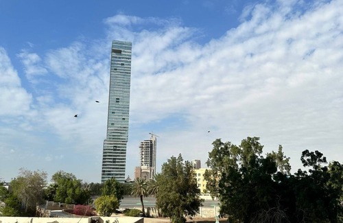Ash Shati Apartment | 3-bedroom apartment in terrific Jeddah with WiFi, fitness room, AC