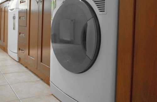 Kagithane Apartment | 3-bedroom apartment in enchanting Istanbul with WiFi, with Full Air Conditioning