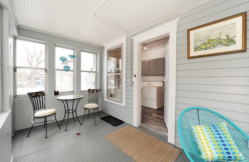 Nokomis Apartment | 3-bedroom apartment in charming Mpls-50th St lightrail, off st. parking, & WiFi