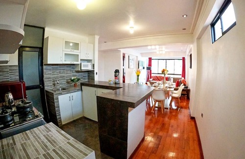 Cusco Apartment | 3 bedroom apartment with garage and breakfast