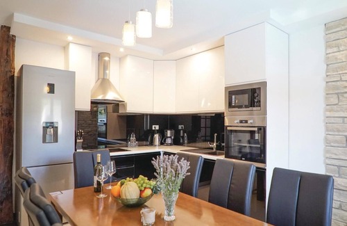 Prolozac House | 3 bedroom awesome home in Sumet