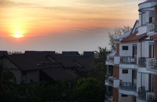 Kuala Teriang Apartment | 3 Bedroom Beachfront Apartment