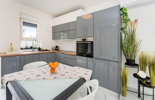 Maslenica House | 3 bedroom beautiful home in Maslenica