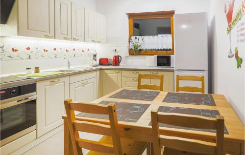 gmina Bedzino House | 3 Bedroom Beautiful Home In Mscicie