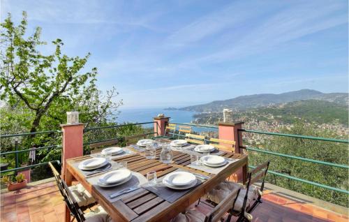 Rapallo House | 3 Bedroom Beautiful Home In Rapallo