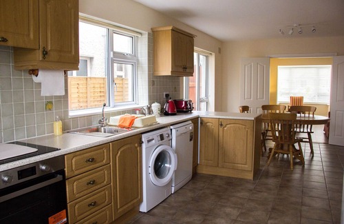 Bettystown House | 3 Bedroom Bungalow, close to all local amenities.