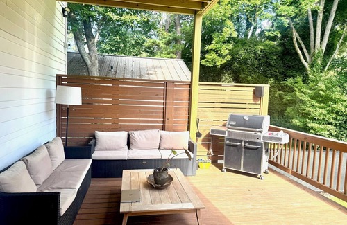 Atlanta House | 3-bedroom charming house in west midtown Atlanta with fitness room