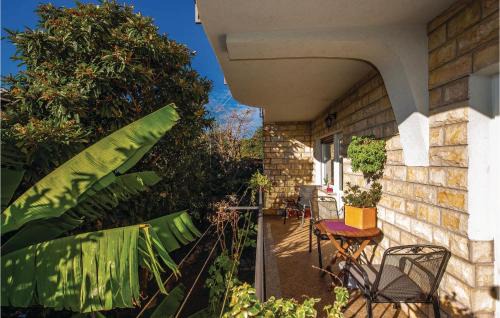 Zurkovo Apartment | 3 Bedroom Cozy Apartment In Kostrena