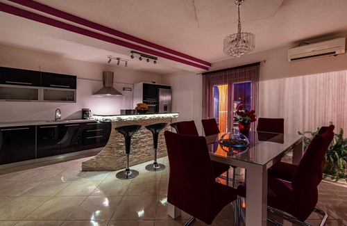 Galovac House | 3 bedroom cozy home in Galovac