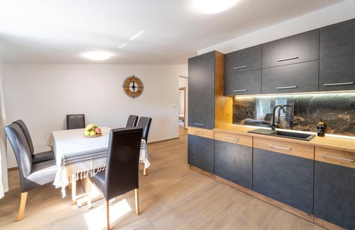 Sveti Filip i Jakov House | 3 bedroom cozy home in Sukosan