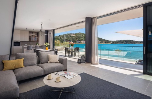 Tijesno House | 3 bedroom cozy home in Tisno