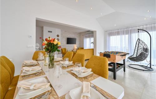 Vinica House | 3 Bedroom Cozy Home In Vinica