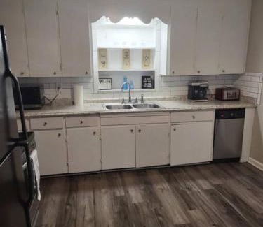 Decherd Apartment | 3 Bedroom Cozy Home Minutes From Tims Ford Lake